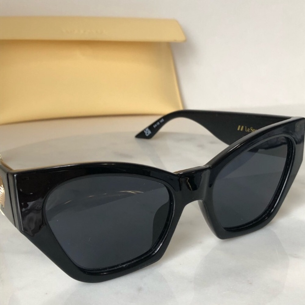 Missoma x Le Specs Venus Ridge Heart Black Cat-Eye Sunglasses